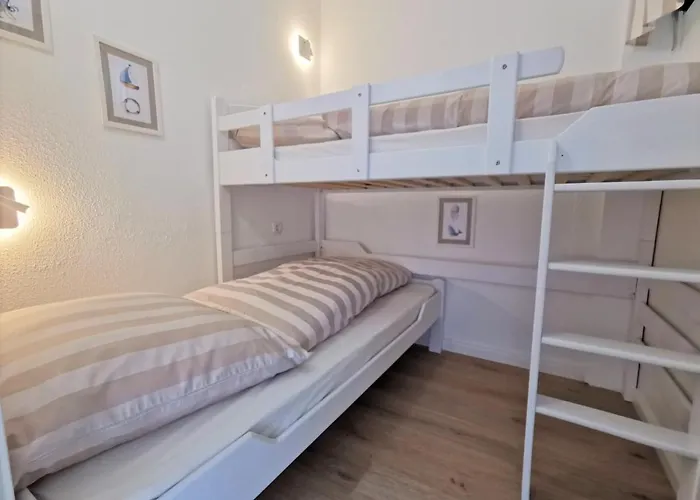 App 193 - Strandlage Strandkorb Sierksdorf